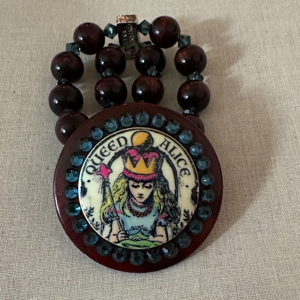 Tarina Tarantino Queen Alice Chunky Statement Bracelet